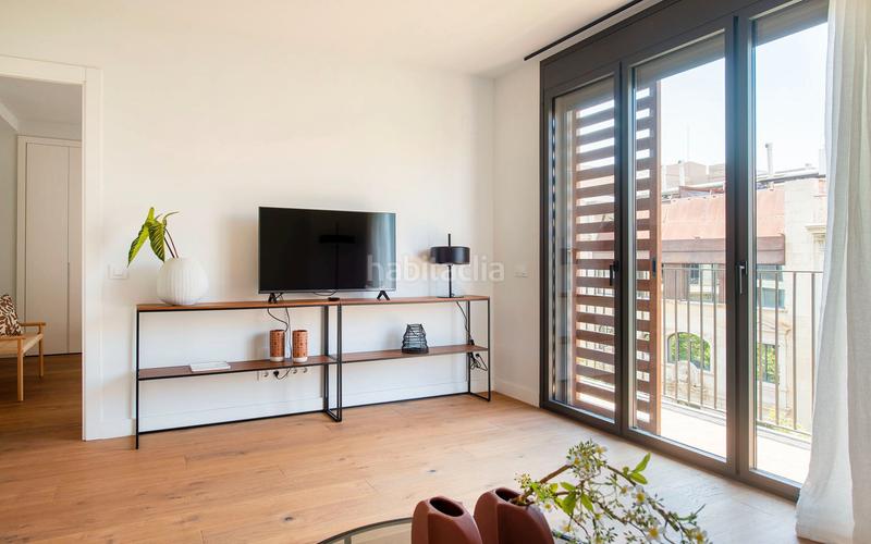 Foto fb1cbdc5-f3ff-4892-9f30-e2f3949abcb1. Alquiler ático  en alquiler de temporada en lantiga esquerra de leixample con 3 habitaciones, 2 baños y una gran terraza, en Barcelona