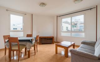 Pis  Gran canaria. Piso en venta en arucas con 3 dormitorios y plaza de garaje, las
