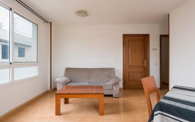 Foto 04c3c48b-d84b-49a9-8419-dc59d0f27715. Appartamento con parcheggio in Santidad Arucas