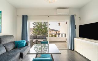 Dúplex  Ámsterdam. Ático dúplex en venta en los cristianos con 2 habitaciones, 2 te