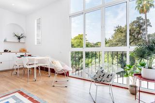 Pis  Turia. Piso en venta en el botànic con 2 habitaciones y balcón, reforma