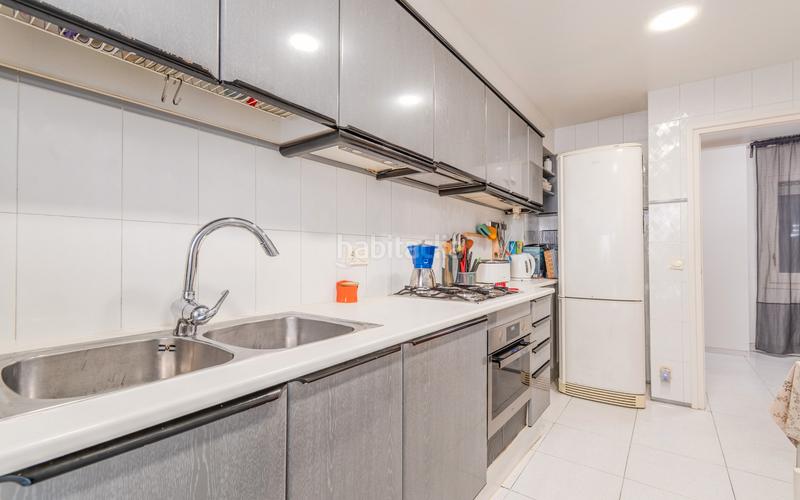 Foto 1acffee4-b368-4e81-8a78-d9290ccd88da. Flat with heating parking in Centre Salt