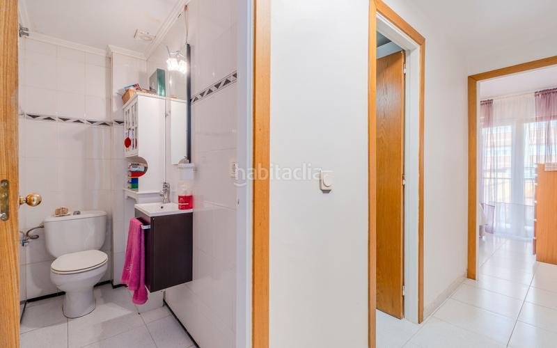 Foto 586d8001-dc91-4d8a-8c7e-712980c6ddd9. Flat with heating parking in Centre Salt