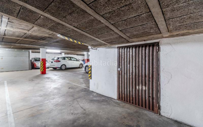 Foto 6113126f-b510-4b73-a7c6-8acfbdccbce5. Flat with heating parking in Centre Salt