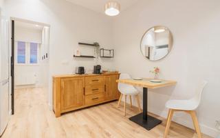 Location Appartement  Bustamante. Piso de alquiler temporal en atocha con una habitación, cerca de