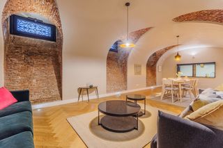 Flat  Zorrilla. Piso en venta en cortes con 3 salas y 1 habitación, reformado de