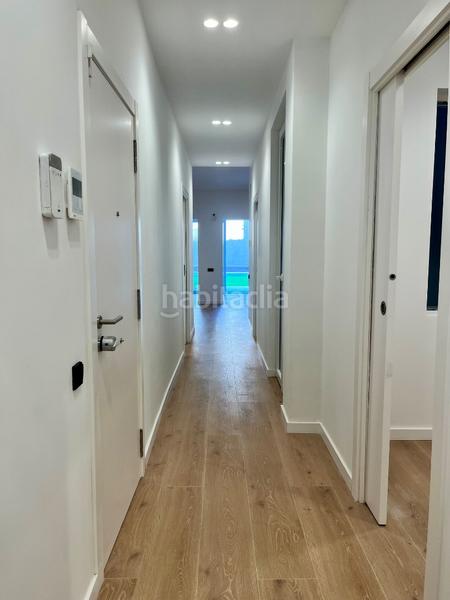 Foto 0d5ba1f4-c08b-457f-bc3a-9976b5ca4db9. Pis amb calefacció a Hostafrancs Barcelona