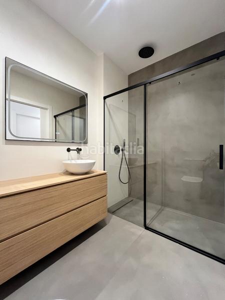 Foto 54d053c6-b4c0-42c5-80ea-1867592dc3e1. Pis amb calefacció a Hostafrancs Barcelona