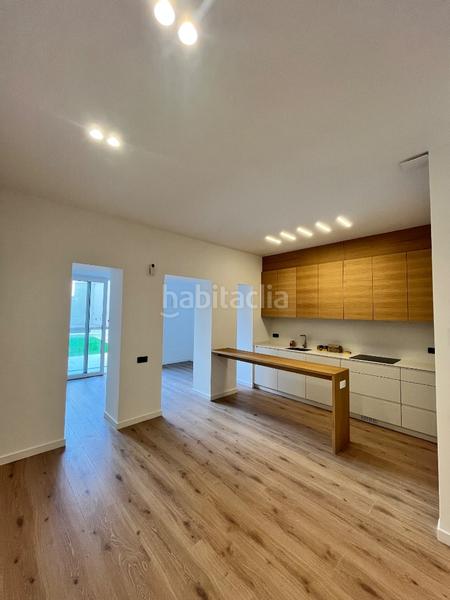 Foto c56ed839-e3fe-4ad5-8b87-466559c58b6e. Pis amb calefacció a Hostafrancs Barcelona