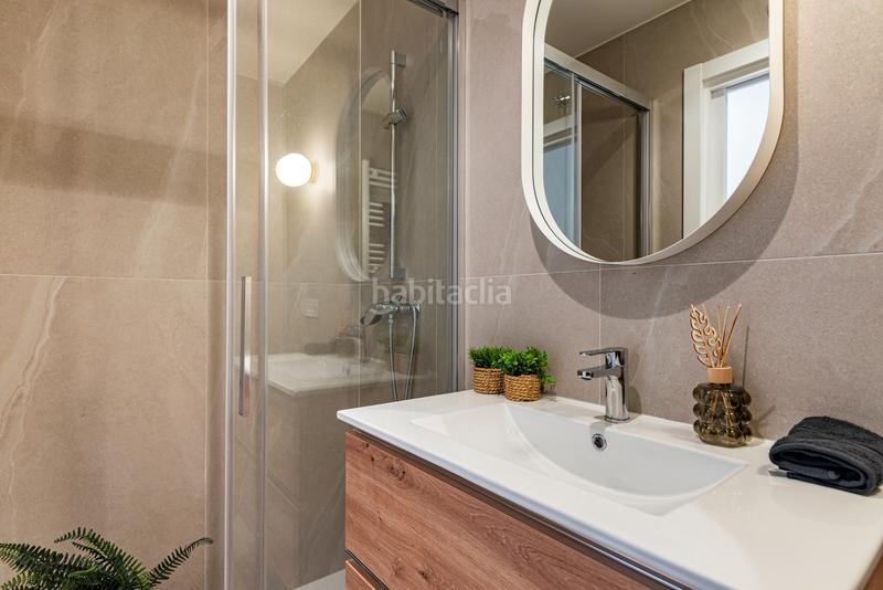 Foto 588c8e93-8c17-4daa-95fc-e9173bcefb19. Piso  en venta en la nova esquerra de leixample con 3 habitaciones, reformado a estrenar, en Barcelona