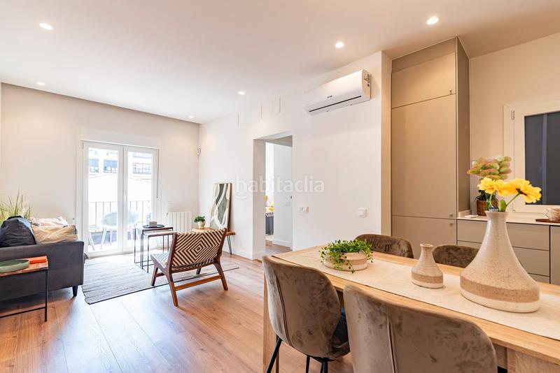 Foto 7a493c80-b065-41d7-8dba-25a5c322a0dc. Piso  en venta en la nova esquerra de leixample con 3 habitaciones, reformado a estrenar, en Barcelona