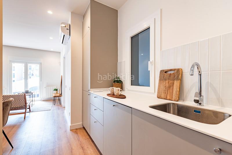 Foto ed2567e8-4abe-48f0-88ab-bb924eeb649c. Piso  en venta en la nova esquerra de leixample con 3 habitaciones, reformado a estrenar, en Barcelona