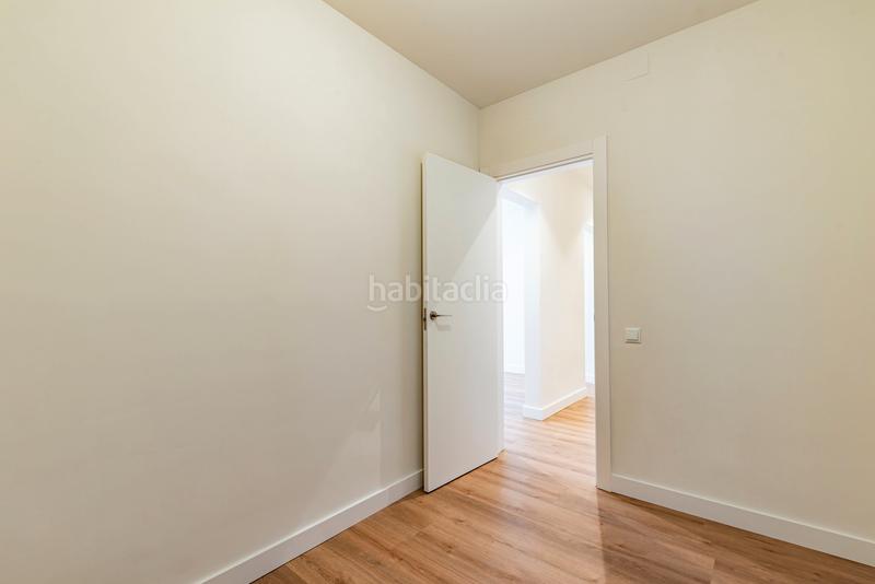 Foto 997f0d16-a669-42f9-b83b-d08fa6e1d04b. Piso  en venta en el Guinardó con 2 habitaciones, reformado a estrenar, en Barcelona