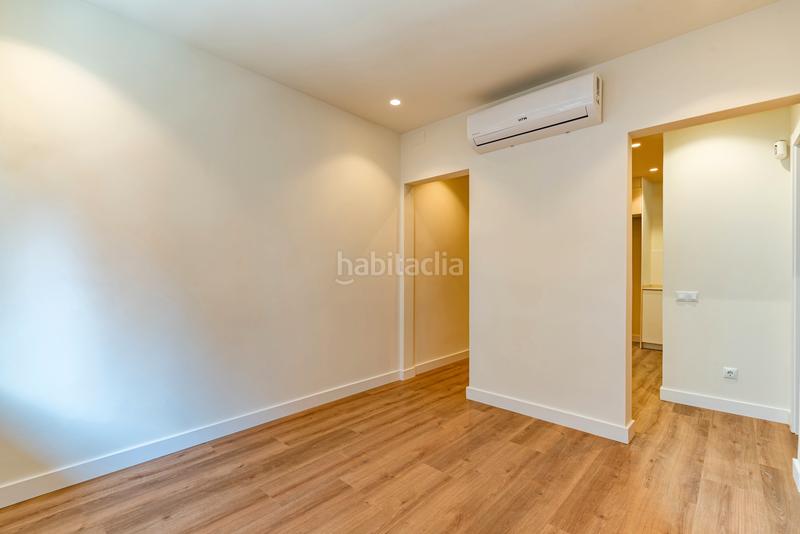 Foto 9cfcfeb3-e3e1-4a91-9038-b6df082462f7. Piso  en venta en el Guinardó con 2 habitaciones, reformado a estrenar, en Barcelona