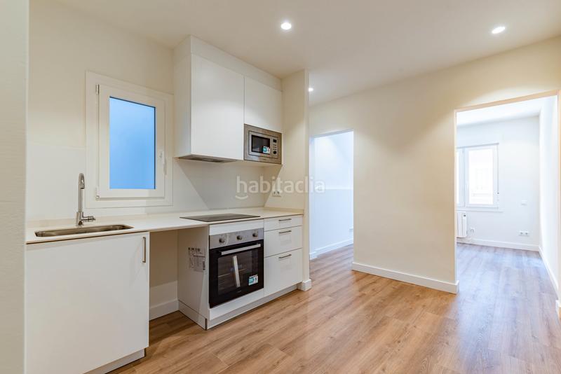 Foto d3a583b0-12fe-415b-a971-f50877041a15. Piso  en venta en el Guinardó con 2 habitaciones, reformado a estrenar, en Barcelona