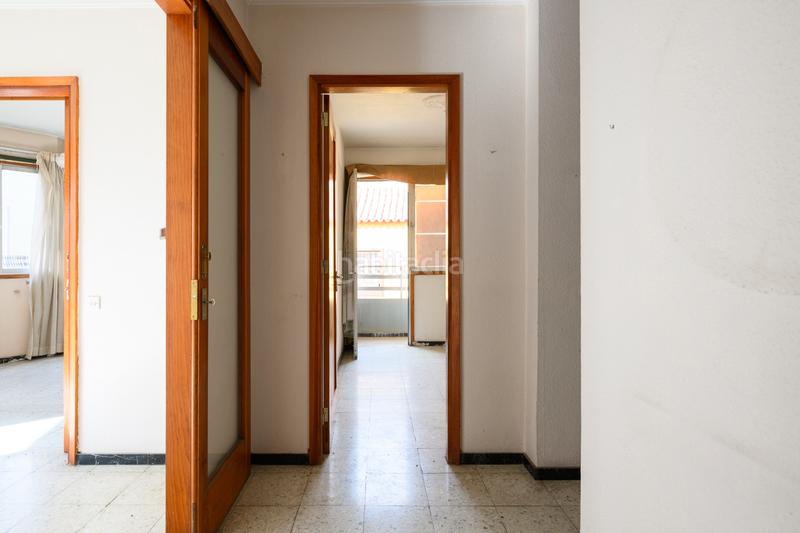 Foto d36646f7-61bf-4164-b360-34b25dbbcbcb. Edifici a San Juan Telde