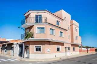 Casa  Ample. Casa en venta en riola con 6 habitaciones, parking y terrazas, v