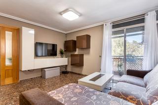 Appartement  Maestro atanasio garcía zapater. Pison en venta de 3 habitaciones con garaje y trastero en benetú