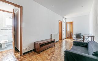 �tic  Ripoll�s. Piso en venta en el camp de larpa del clot con 3 habitaciones, b