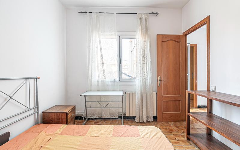 Foto 2e4bd6a3-73fd-487b-8b8b-d396cf3ee458. Àtic amb calefacció a El Camp de l´Arpa del Clot Barcelona