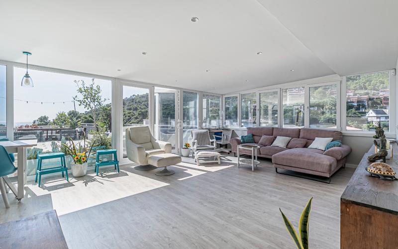 Foto a9651f17-815e-4efa-870d-ae4f3d799eff. Alquiler piso  en alquiler de temporada con 3 habitaciones y terraza, barcelona en Castelldefels