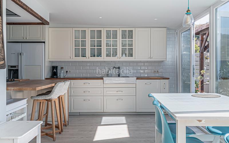 Foto 213fc2cd-7b31-468c-92ac-8461184d00c9. Location appartement avec chauffage piscine dans El Poal Castelldefels