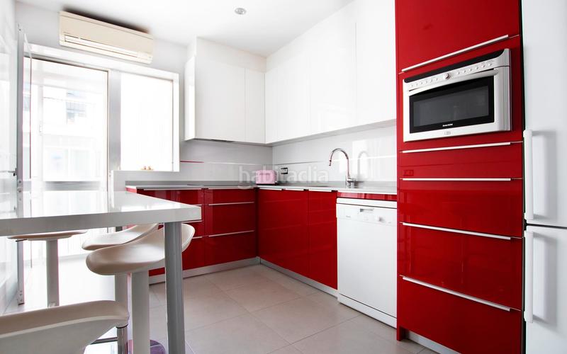 Foto 0afb98a4-a8e9-473d-ad8e-92a56ea293cb. Alquiler piso  en alquiler en Estrella con 4 habitaciones y balcón, cerca del retiro, en Madrid