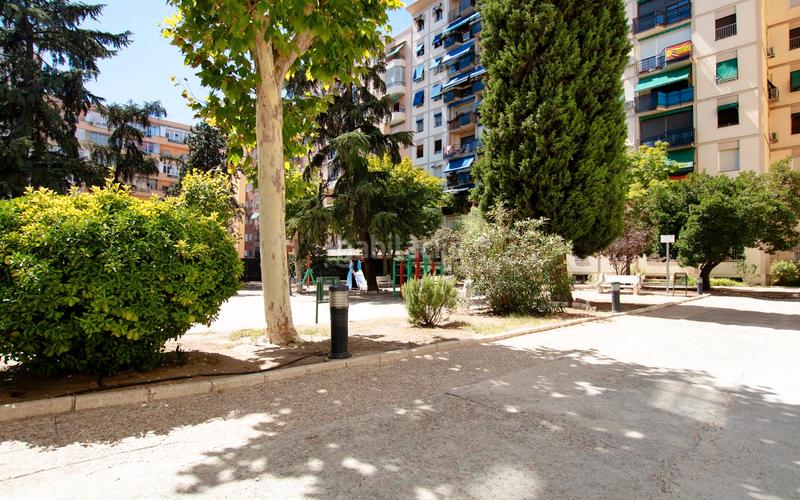 Foto 7ffa99fe-08b2-4915-b0ad-3c5e2d294993. Alquiler piso  en alquiler en Estrella con 4 habitaciones y balcón, cerca del retiro, en Madrid