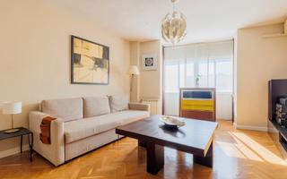 Duplex  Mamerto lópez. Ático dúplex en pradolongo, usera, con 2 habitaciones, buhardill