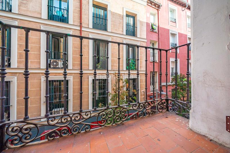 Foto 9733094e-018e-4b36-8e1c-9a6a6dd27806. Appartement dans Universidad-Malasaña Madrid