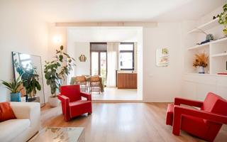 Pis  Santa caterina. Piso en venta en sants con 2 habitaciones y balcón, totalmente r