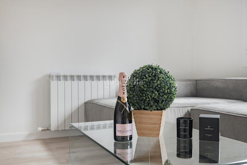 Foto 21856475-da4a-438c-a4a7-378cc6438990. Pis amb calefacció a Barri de les Corts Barcelona