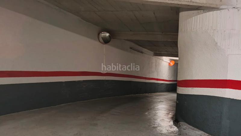 Foto 2ecbb218-049e-413a-a7b2-f4350cc4e723. Parking voiture dans Barri de les Corts Barcelona