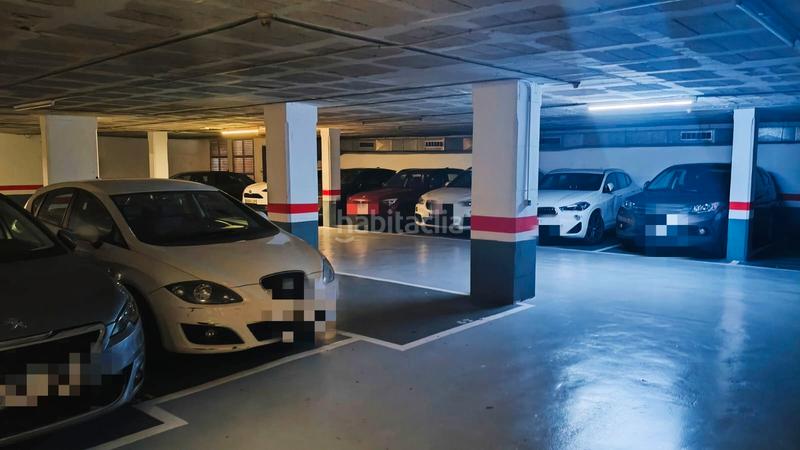 Foto 64fe5f58-c3da-46e6-94bb-98af456f652f. Parking voiture dans Barri de les Corts Barcelona