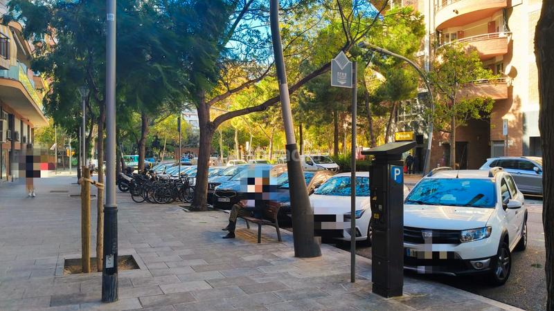Foto a1e68f9d-6b31-4d50-86e7-c35ce4b86e73. Parking voiture dans Barri de les Corts Barcelona