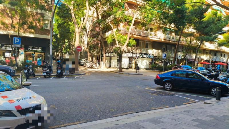 Foto b6c2d9b1-5ebe-42b7-9c18-1385d7eebe5e. Parking voiture dans Barri de les Corts Barcelona