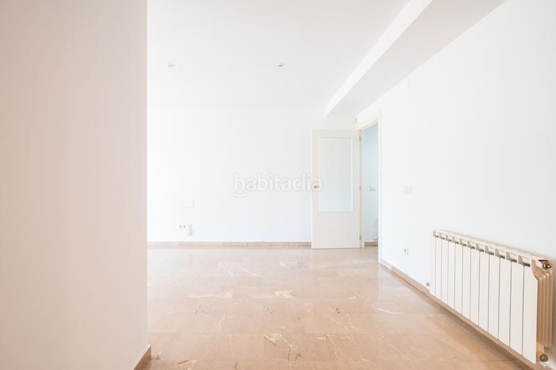 Foto 45622603-99ca-4338-94c7-58840ef4a96f. Flat with heating parking in La Devesa Girona