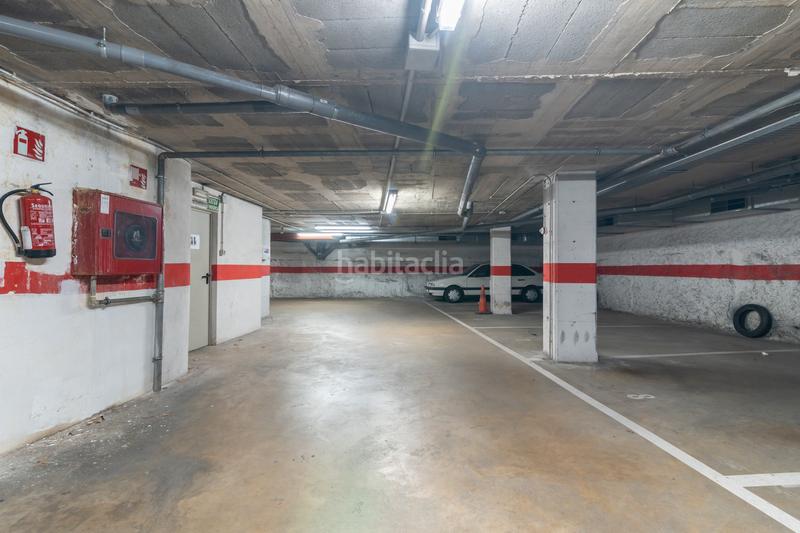 Foto 9a259631-b3e8-4fd9-8052-9718a06b96f7. Flat with heating parking in La Devesa Girona