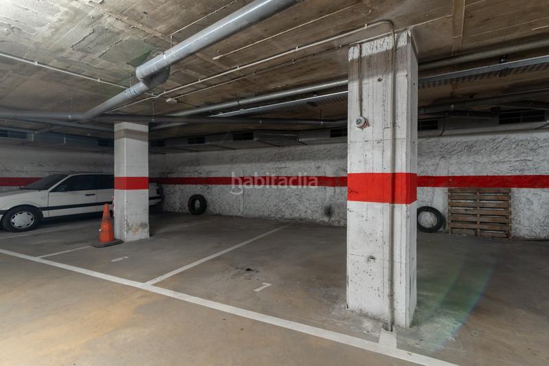 Foto e86b45cd-ad10-40c3-8d47-02333347fbe6. Flat with heating parking in La Devesa Girona