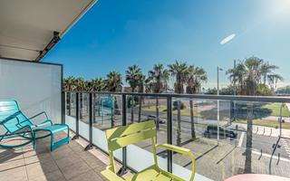 Appartement  Perelló. Piso en venta, con 3 habitaciones y terraza con vistas al mar, e