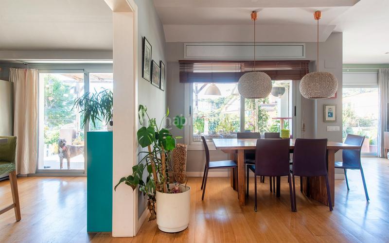 Foto a60c6a9a-1a61-4756-89b3-951b73983412. Maison avec chauffage parking piscine dans Can Roca Castelldefels