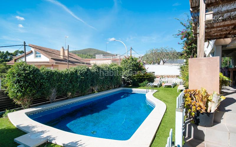 Foto c9aa788a-4f97-45dc-bd27-fc6acfed186c. Maison avec chauffage parking piscine dans Can Roca Castelldefels