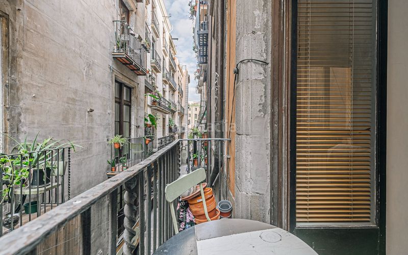 Foto abdd27f9-f8ab-4f73-9ae0-426b1cb3ca2d. Pis a Gòtic Barcelona