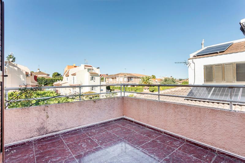 Foto 66b85bab-df6b-4168-aa05-99e39988b6dd. House with heating parking pool in Zona Avenida Alta - Auditorio Torrent