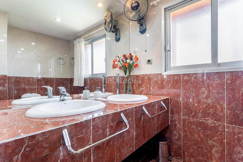 Foto 6733cade-d076-4fc9-a02f-88b1ebc78c49. House with heating parking pool in Zona Avenida Alta - Auditorio Torrent