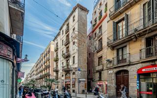 Dúplex  Princesa. Ático en venta en sant pere, santa caterina i la ribera con 1 ha