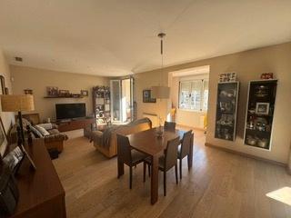 Etagenwohnung in Londres