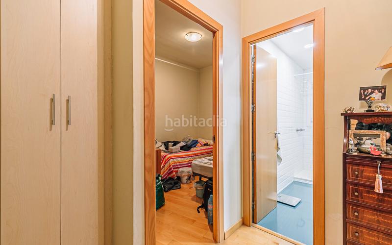 Foto 4814bccc-8fc2-4631-92ca-24cda777caa9. Àtic amb calefacció a El Camp de l´Arpa del Clot Barcelona