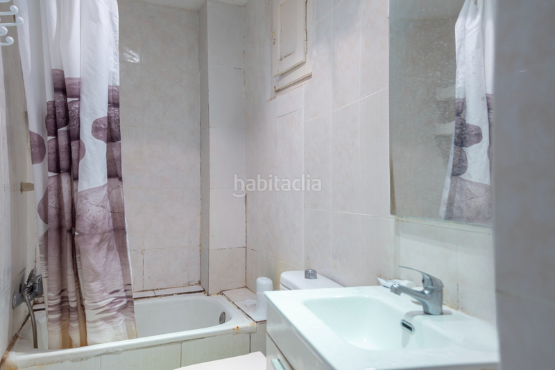 Foto 3eb819b5-2fb5-4341-b7a8-eadd65b5c6c8. Pis a Collblanc Hospitalet de Llobregat (L´)