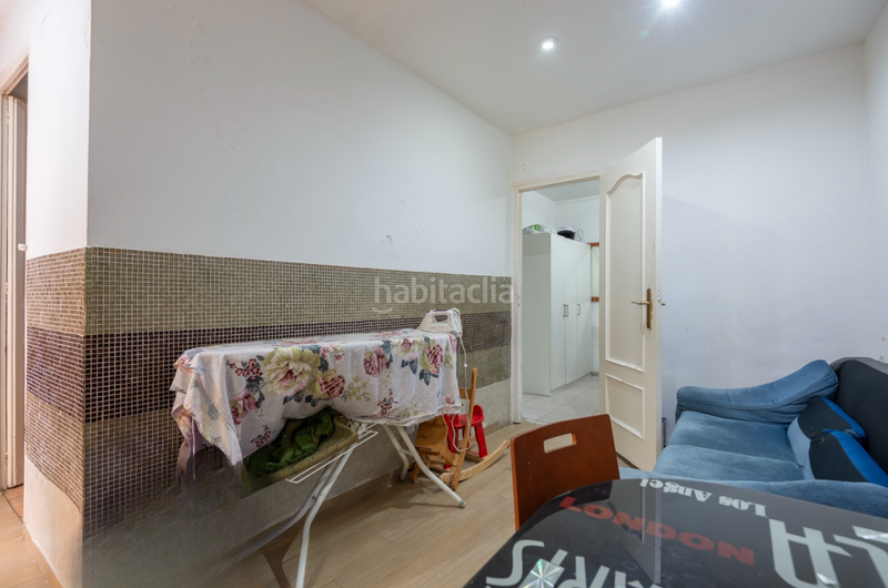 Foto 91d24a69-17e2-49ba-bcf4-7fae599fb6c6. Pis a Collblanc Hospitalet de Llobregat (L´)